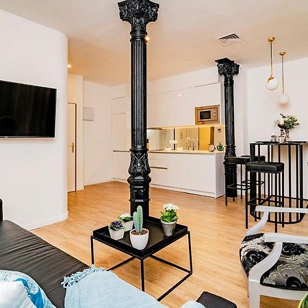 Unbeatable Views Of Puerta Del Sol By Batuecas Appartement Madrid Buitenkant foto