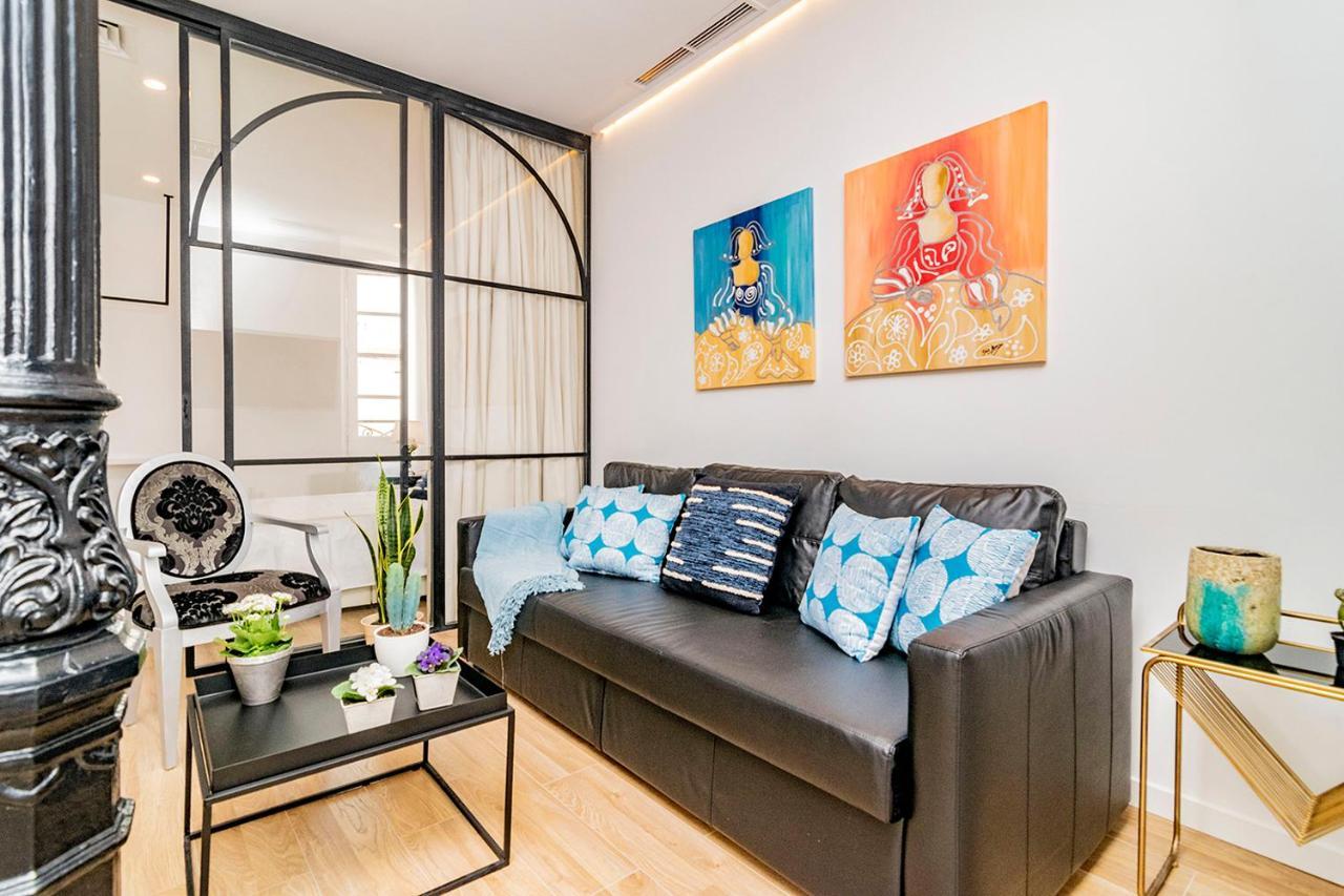 Unbeatable Views Of Puerta Del Sol By Batuecas Appartement Madrid Buitenkant foto