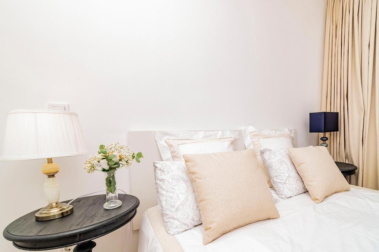 Unbeatable Views Of Puerta Del Sol By Batuecas Appartement Madrid Buitenkant foto