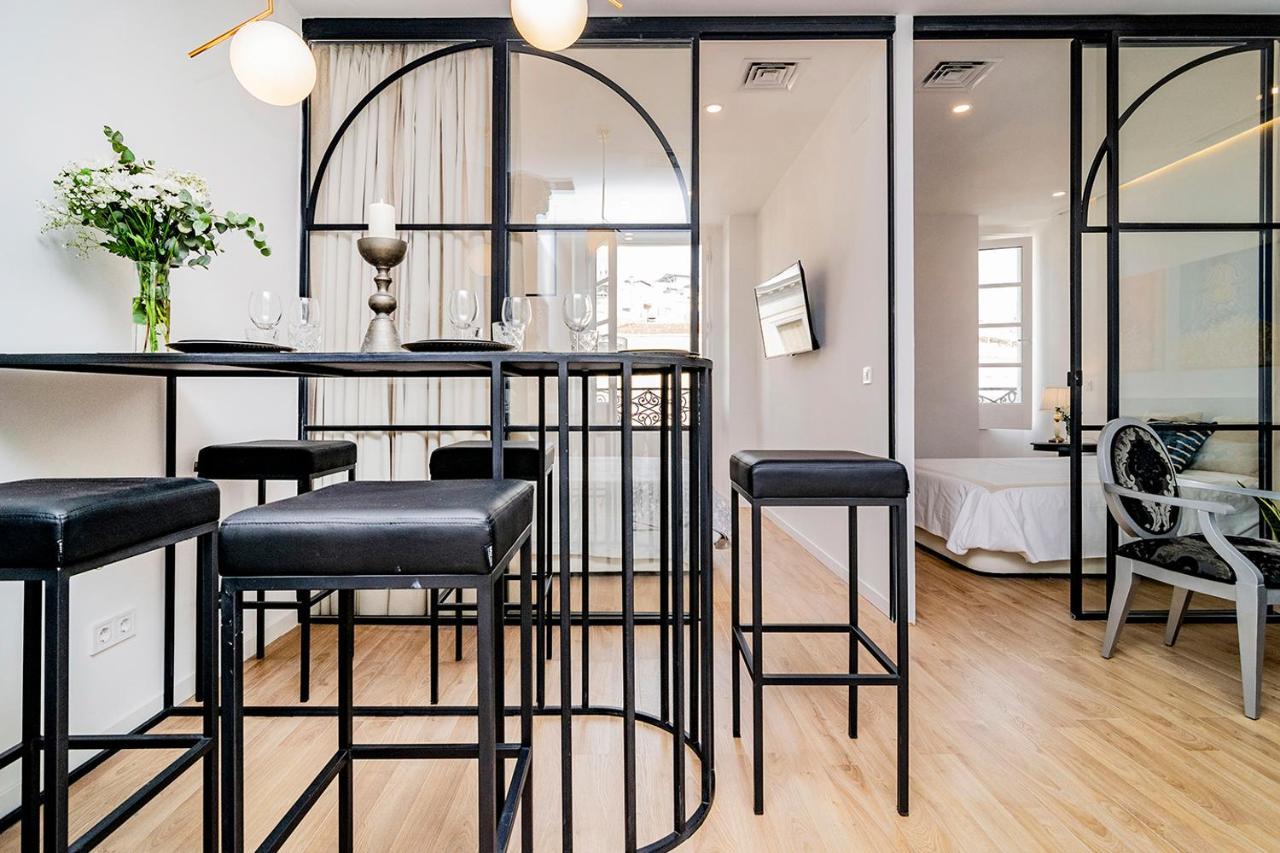 Unbeatable Views Of Puerta Del Sol By Batuecas Appartement Madrid Buitenkant foto