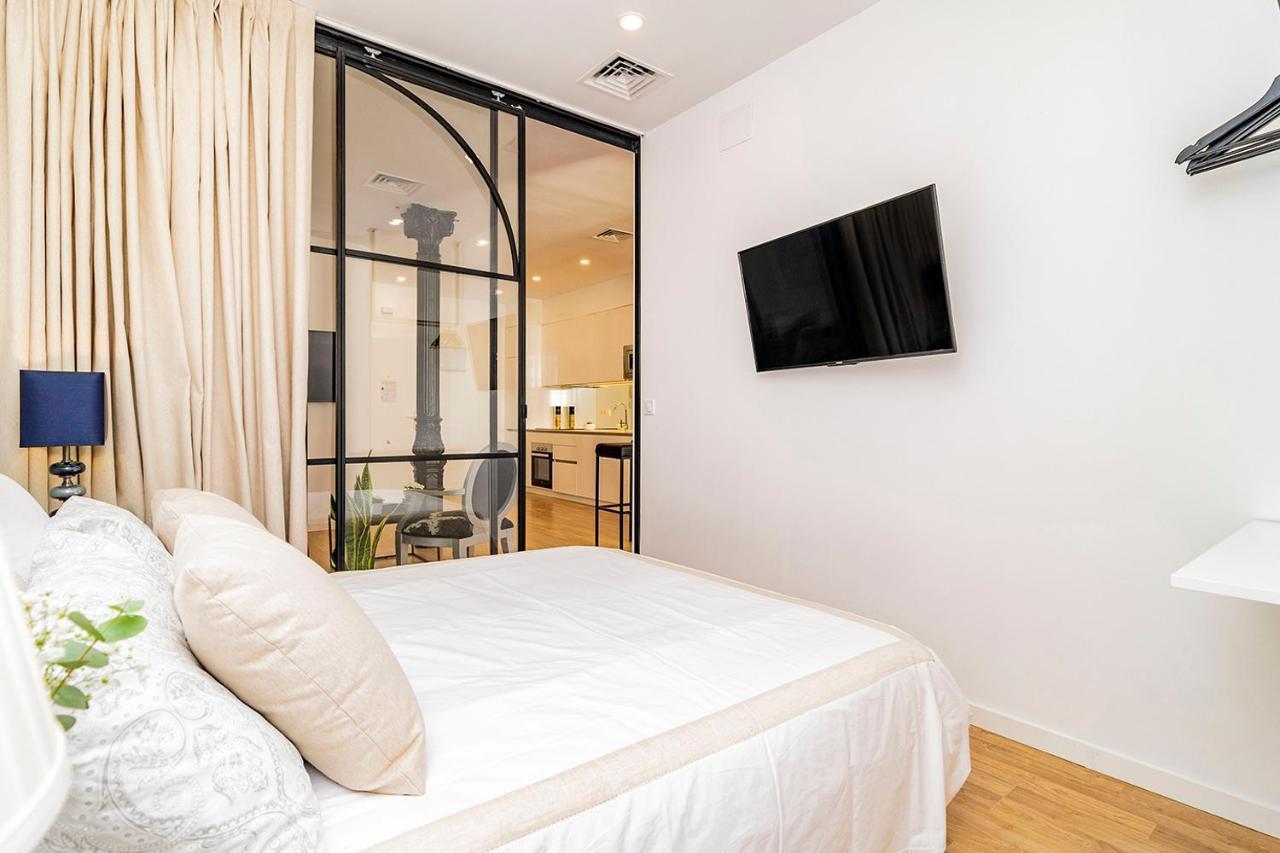 Unbeatable Views Of Puerta Del Sol By Batuecas Appartement Madrid Buitenkant foto