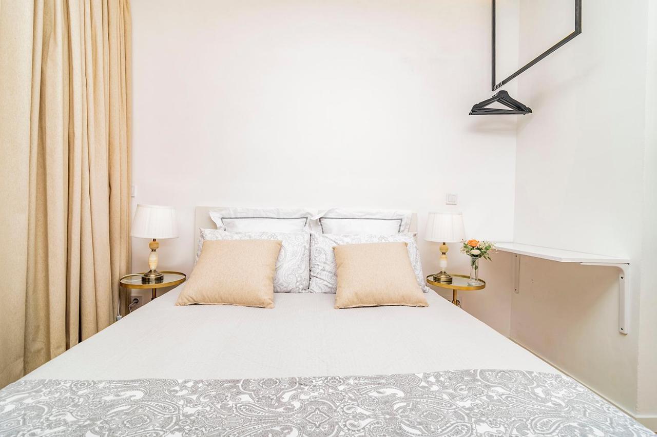 Unbeatable Views Of Puerta Del Sol By Batuecas Appartement Madrid Buitenkant foto