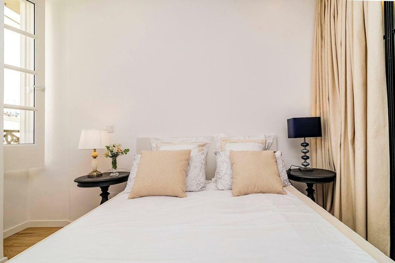 Unbeatable Views Of Puerta Del Sol By Batuecas Appartement Madrid Buitenkant foto